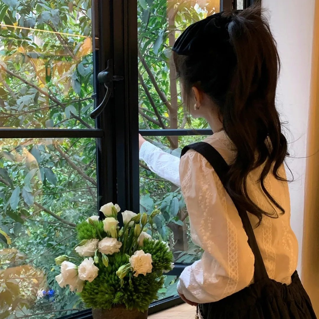 海报女郎